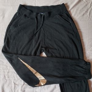 Nike Sweatpants